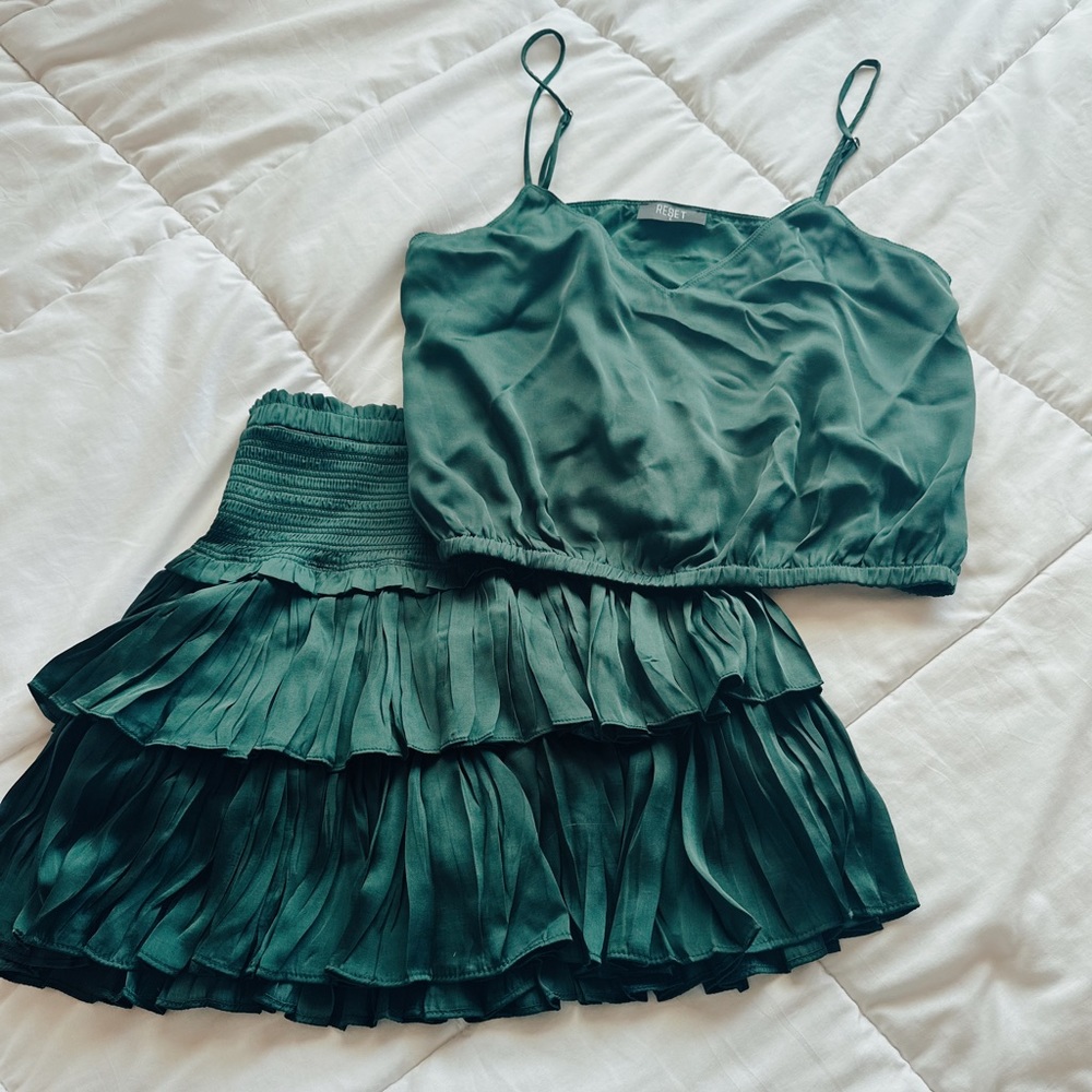 green Reset by jane skirt size small
